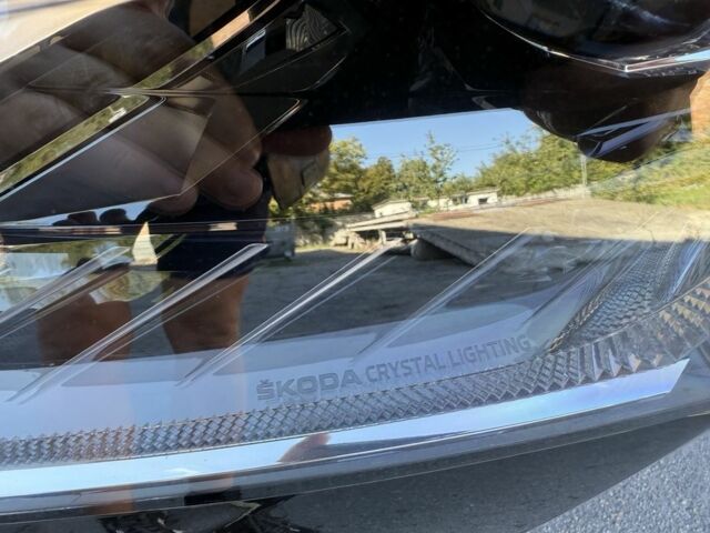 Черный Шкода Октавия, объемом двигателя 2 л и пробегом 200 тыс. км за 23500 $, фото 12 на Automoto.ua