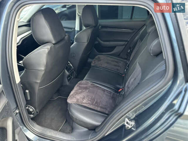Черный Шкода Октавия, объемом двигателя 2 л и пробегом 170 тыс. км за 20988 $, фото 23 на Automoto.ua