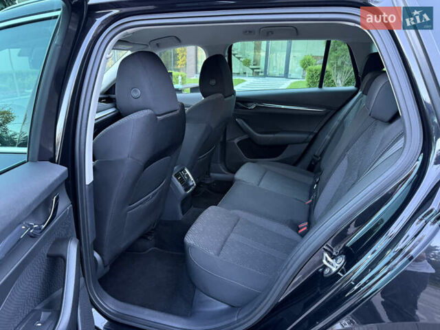 Черный Шкода Октавия, объемом двигателя 2 л и пробегом 198 тыс. км за 19400 $, фото 23 на Automoto.ua