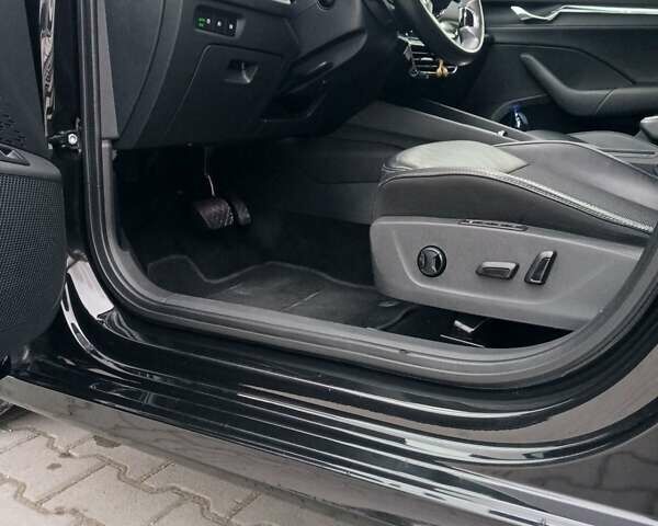 Черный Шкода Октавия, объемом двигателя 2 л и пробегом 168 тыс. км за 20699 $, фото 23 на Automoto.ua