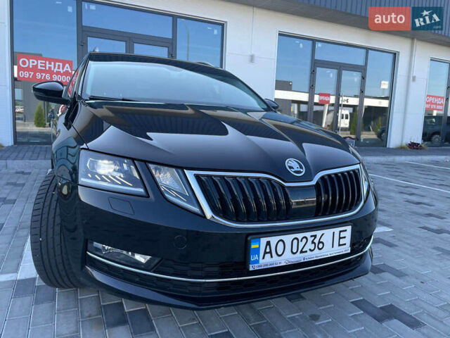 Шкода Октавия 2020 в Хусте на Automoto.ua Черный Шкода Октавия, объемом двигателя 1.98 л и пробегом 229 тыс. км за 18250 $, фото 2 на Automoto.ua
