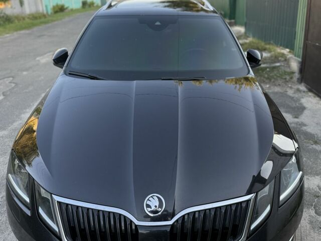 Черный Шкода Октавия, объемом двигателя 2 л и пробегом 320 тыс. км за 18000 $, фото 5 на Automoto.ua