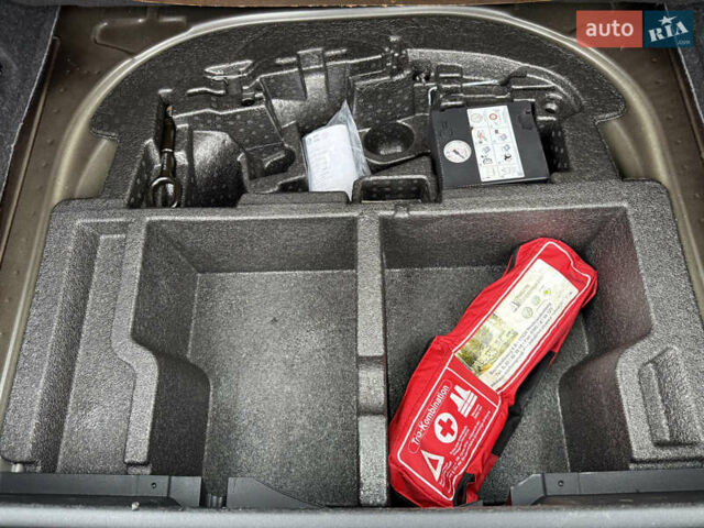 Черный Шкода Октавия, объемом двигателя 2 л и пробегом 246 тыс. км за 23300 $, фото 33 на Automoto.ua