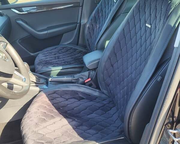 Шкода Октавия 2020 в Киеве на Automoto.ua Черный Шкода Октавия, объемом двигателя 1.97 л и пробегом 248 тыс. км за 16500 $, фото 10 на Automoto.ua