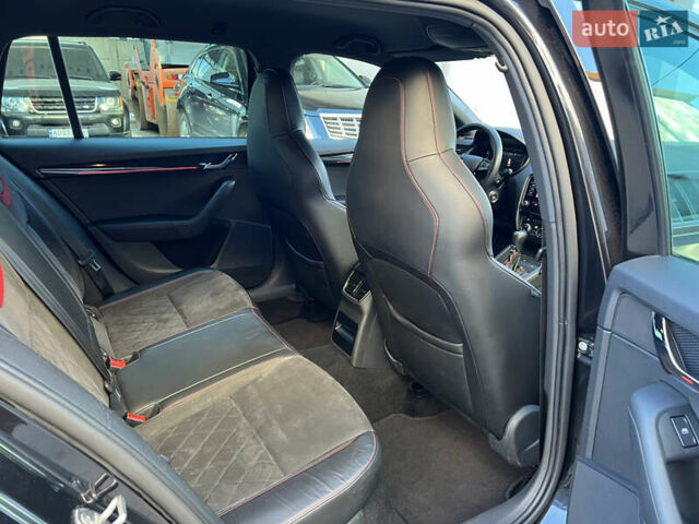 Черный Шкода Октавия, объемом двигателя 2 л и пробегом 245 тыс. км за 22300 $, фото 58 на Automoto.ua
