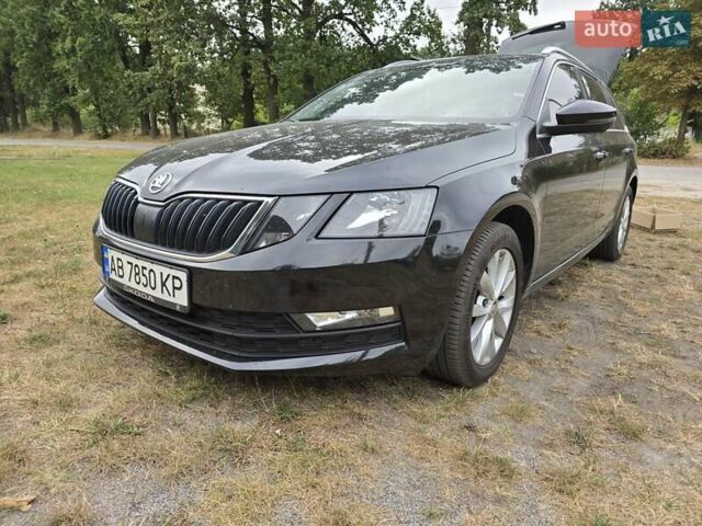 Чорний Шкода Октавія, об'ємом двигуна 1.6 л та пробігом 255 тис. км за 15700 $, фото 9 на Automoto.ua