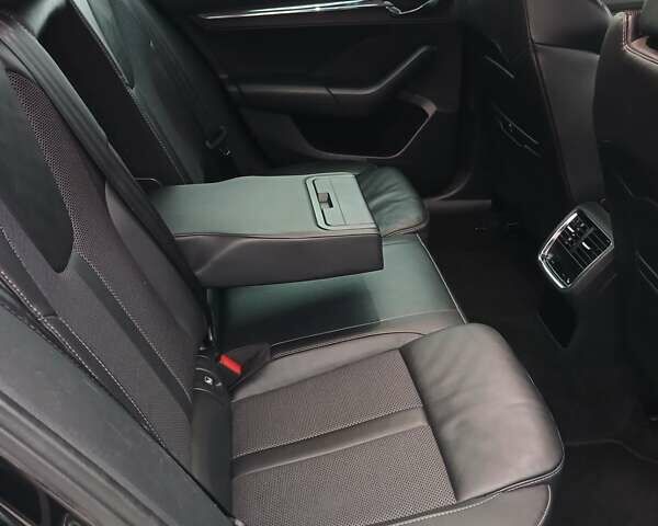 Черный Шкода Октавия, объемом двигателя 2 л и пробегом 168 тыс. км за 20699 $, фото 41 на Automoto.ua