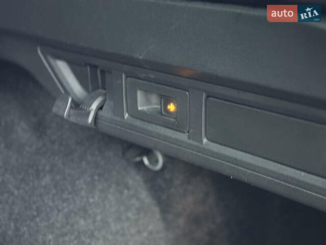 Чорний Шкода Октавія, об'ємом двигуна 1.97 л та пробігом 183 тис. км за 19500 $, фото 28 на Automoto.ua