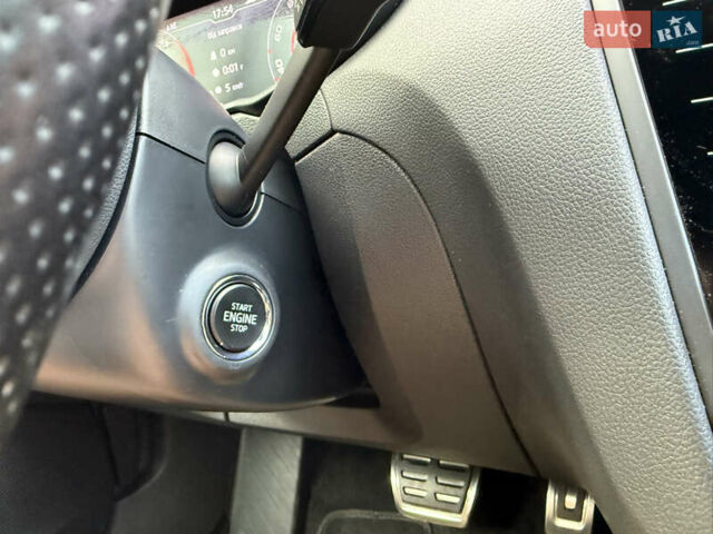 Черный Шкода Октавия, объемом двигателя 2 л и пробегом 245 тыс. км за 22300 $, фото 25 на Automoto.ua