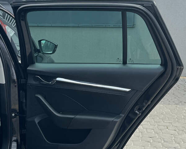 Шкода Октавия 2020 в Чемеровцах на Automoto.ua Черный Шкода Октавия, объемом двигателя 2 л и пробегом 168 тыс. км за 20799 $, фото 40 на Automoto.ua