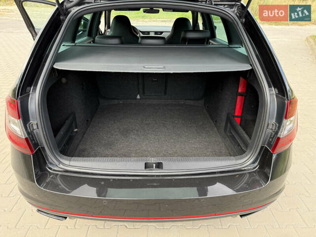 Черный Шкода Октавия, объемом двигателя 2 л и пробегом 245 тыс. км за 22300 $, фото 22 на Automoto.ua