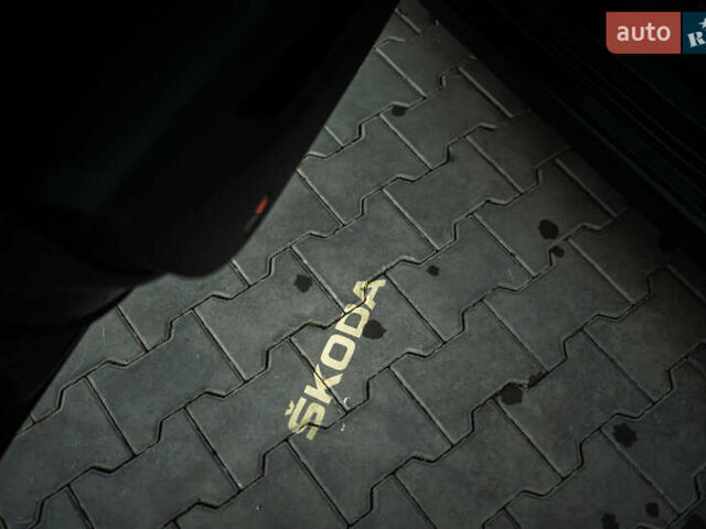 Черный Шкода Октавия, объемом двигателя 1.97 л и пробегом 183 тыс. км за 21400 $, фото 35 на Automoto.ua