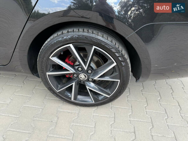 Черный Шкода Октавия, объемом двигателя 2 л и пробегом 245 тыс. км за 22300 $, фото 9 на Automoto.ua