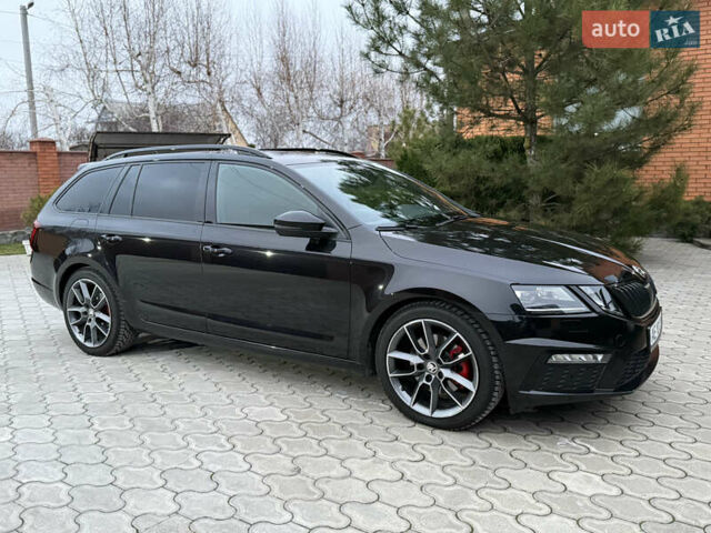 Черный Шкода Октавия, объемом двигателя 1.97 л и пробегом 198 тыс. км за 22500 $, фото 1 на Automoto.ua