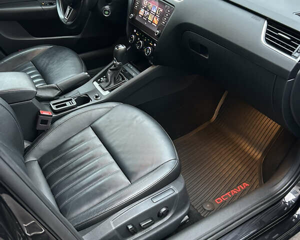 Черный Шкода Октавия, объемом двигателя 2 л и пробегом 203 тыс. км за 19500 $, фото 13 на Automoto.ua