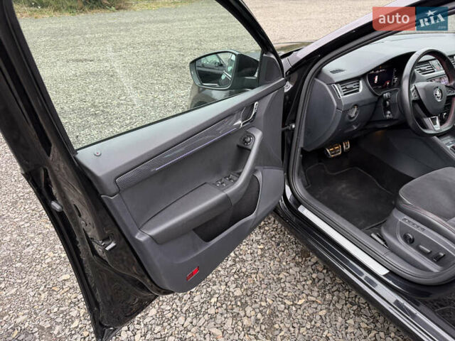 Черный Шкода Октавия, объемом двигателя 2 л и пробегом 246 тыс. км за 23300 $, фото 18 на Automoto.ua