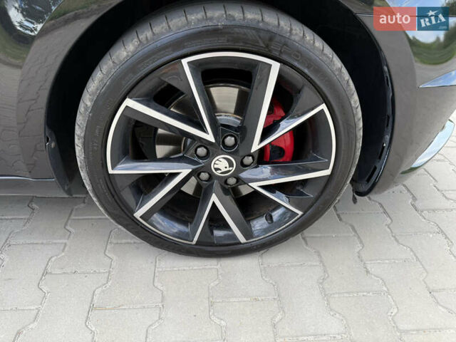 Черный Шкода Октавия, объемом двигателя 2 л и пробегом 245 тыс. км за 22300 $, фото 10 на Automoto.ua