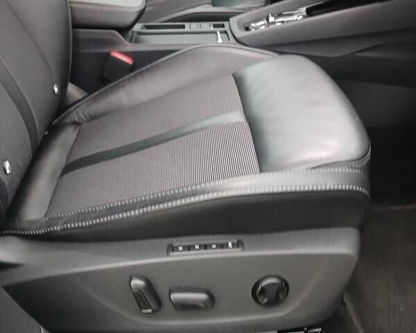 Черный Шкода Октавия, объемом двигателя 2 л и пробегом 168 тыс. км за 20699 $, фото 50 на Automoto.ua