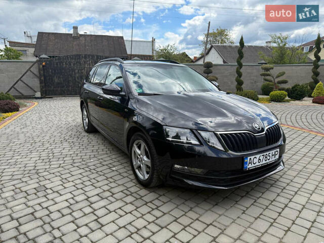 Чорний Шкода Октавія, об'ємом двигуна 1.97 л та пробігом 260 тис. км за 15500 $, фото 3 на Automoto.ua