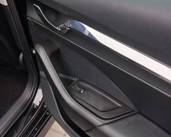 Черный Шкода Октавия, объемом двигателя 2 л и пробегом 168 тыс. км за 20699 $, фото 45 на Automoto.ua