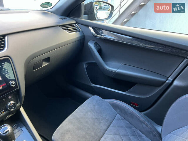 Черный Шкода Октавия, объемом двигателя 2 л и пробегом 245 тыс. км за 22300 $, фото 40 на Automoto.ua