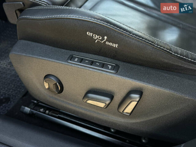 Чорний Шкода Октавія, об'ємом двигуна 2 л та пробігом 200 тис. км за 22800 $, фото 12 на Automoto.ua