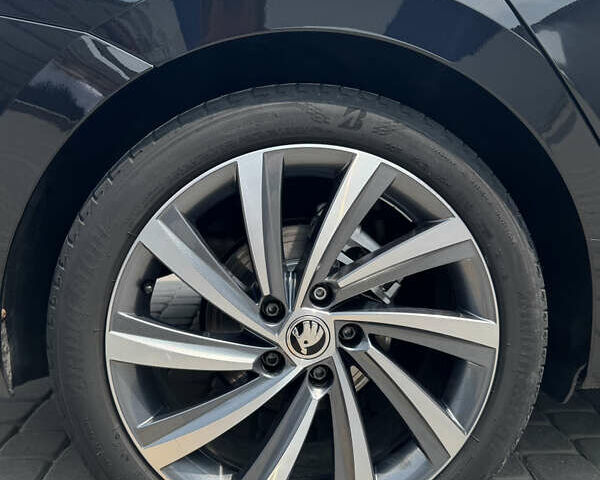 Шкода Октавия 2020 в Чемеровцах на Automoto.ua Черный Шкода Октавия, объемом двигателя 2 л и пробегом 168 тыс. км за 20799 $, фото 13 на Automoto.ua