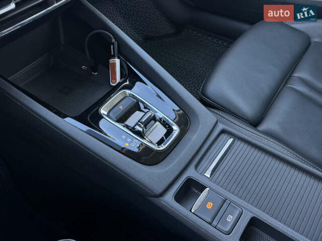 Чорний Шкода Октавія, об'ємом двигуна 2 л та пробігом 200 тис. км за 22800 $, фото 28 на Automoto.ua