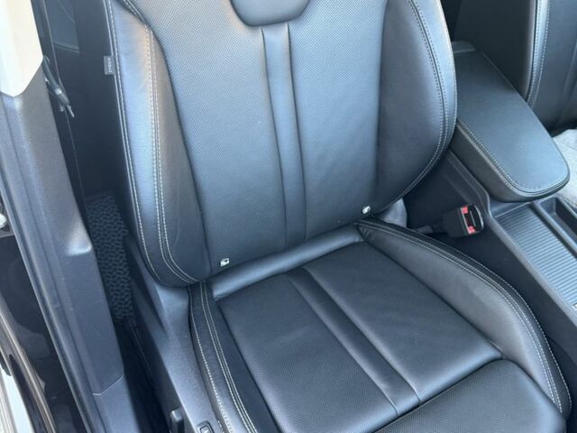 Черный Шкода Октавия, объемом двигателя 2 л и пробегом 200 тыс. км за 23500 $, фото 2 на Automoto.ua