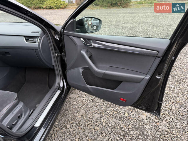 Черный Шкода Октавия, объемом двигателя 2 л и пробегом 246 тыс. км за 23300 $, фото 26 на Automoto.ua