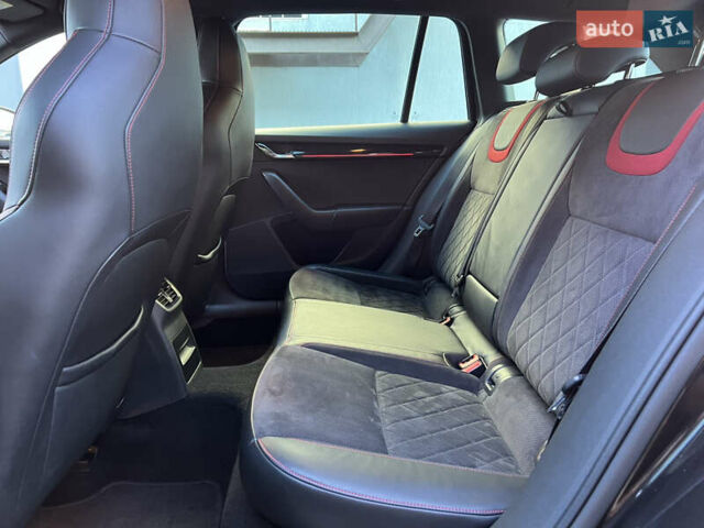 Черный Шкода Октавия, объемом двигателя 2 л и пробегом 245 тыс. км за 22300 $, фото 54 на Automoto.ua