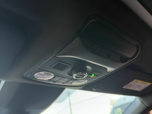 Черный Шкода Октавия, объемом двигателя 2 л и пробегом 320 тыс. км за 18000 $, фото 10 на Automoto.ua