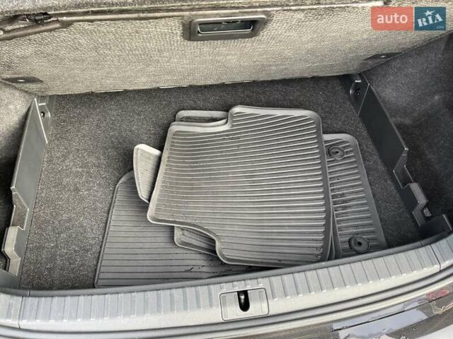 Черный Шкода Октавия, объемом двигателя 2 л и пробегом 233 тыс. км за 20200 $, фото 20 на Automoto.ua