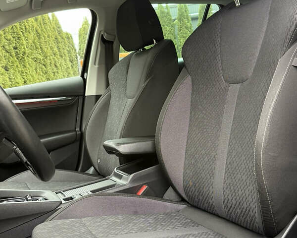 Чорний Шкода Октавія, об'ємом двигуна 1.97 л та пробігом 178 тис. км за 18999 $, фото 20 на Automoto.ua