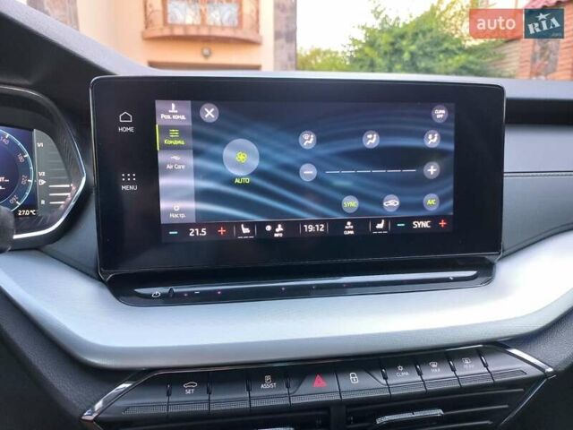 Черный Шкода Октавия, объемом двигателя 2 л и пробегом 224 тыс. км за 19499 $, фото 43 на Automoto.ua