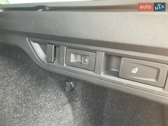 Черный Шкода Октавия, объемом двигателя 2 л и пробегом 233 тыс. км за 20200 $, фото 21 на Automoto.ua