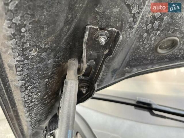 Черный Шкода Октавия, объемом двигателя 2 л и пробегом 233 тыс. км за 20200 $, фото 53 на Automoto.ua