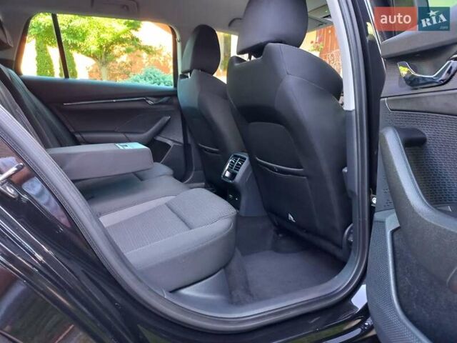 Черный Шкода Октавия, объемом двигателя 2 л и пробегом 224 тыс. км за 19499 $, фото 35 на Automoto.ua