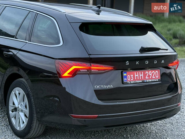 Черный Шкода Октавия, объемом двигателя 2 л и пробегом 182 тыс. км за 21700 $, фото 113 на Automoto.ua