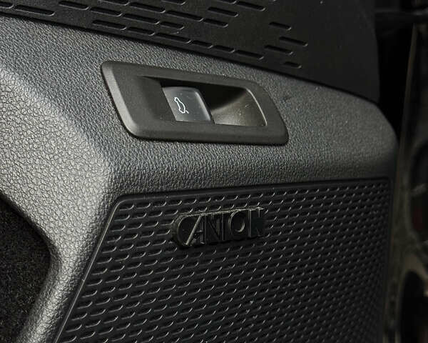 Чорний Шкода Октавія, об'ємом двигуна 1.97 л та пробігом 150 тис. км за 33333 $, фото 31 на Automoto.ua