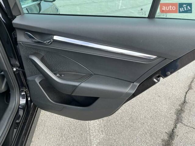 Черный Шкода Октавия, объемом двигателя 2 л и пробегом 233 тыс. км за 20200 $, фото 30 на Automoto.ua