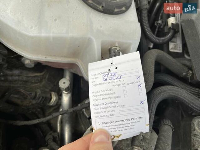 Черный Шкода Октавия, объемом двигателя 2 л и пробегом 233 тыс. км за 20200 $, фото 51 на Automoto.ua