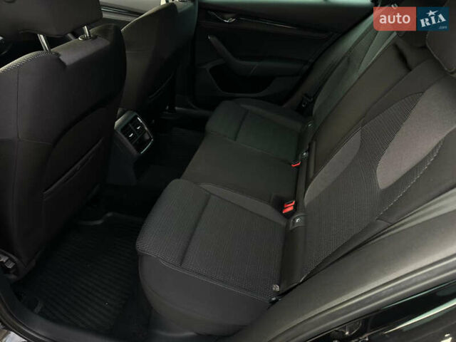 Черный Шкода Октавия, объемом двигателя 2 л и пробегом 275 тыс. км за 17999 $, фото 27 на Automoto.ua