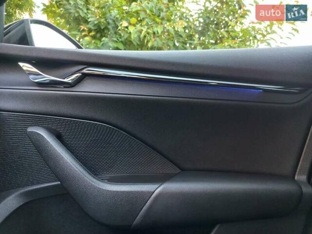 Черный Шкода Октавия, объемом двигателя 2 л и пробегом 224 тыс. км за 19499 $, фото 49 на Automoto.ua