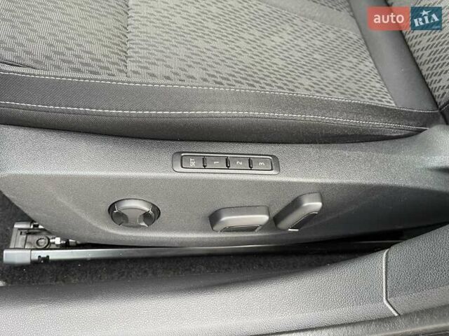 Черный Шкода Октавия, объемом двигателя 2 л и пробегом 233 тыс. км за 20200 $, фото 64 на Automoto.ua