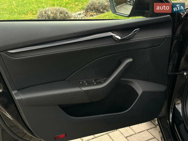 Черный Шкода Октавия, объемом двигателя 2 л и пробегом 275 тыс. км за 17999 $, фото 23 на Automoto.ua