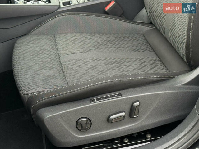 Черный Шкода Октавия, объемом двигателя 2 л и пробегом 182 тыс. км за 21700 $, фото 146 на Automoto.ua