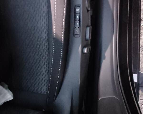 Черный Шкода Октавия, объемом двигателя 1.97 л и пробегом 170 тыс. км за 23500 $, фото 1 на Automoto.ua