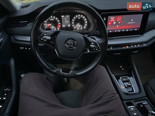 Шкода Октавія 2021 у Луцьку на Automoto.ua Чорний Шкода Октавія, об'ємом двигуна 2 л та пробігом 200 тис. км за 17900 $, фото 13 на Automoto.ua
