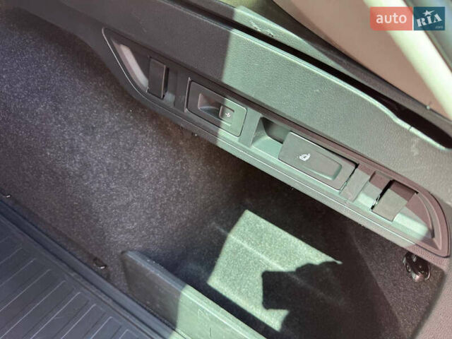 Черный Шкода Октавия, объемом двигателя 1.97 л и пробегом 166 тыс. км за 20699 $, фото 27 на Automoto.ua